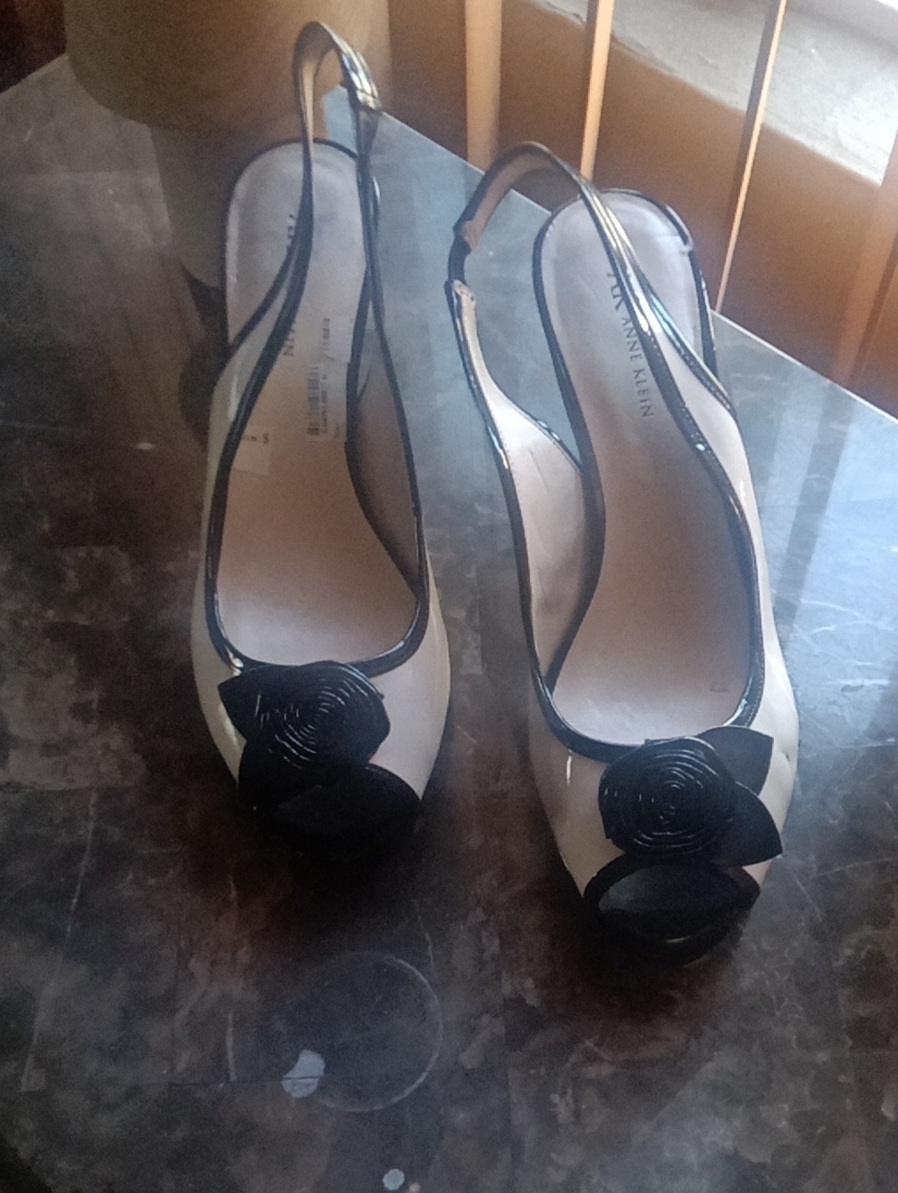 Anne Klein Cream Slingback Peep-Toe Heels with Black Rose Accent Vintage